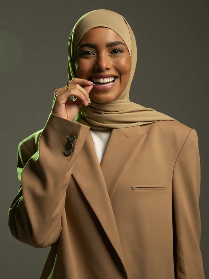 Roster creator: The Big Sister, lifestyle, Alexandria